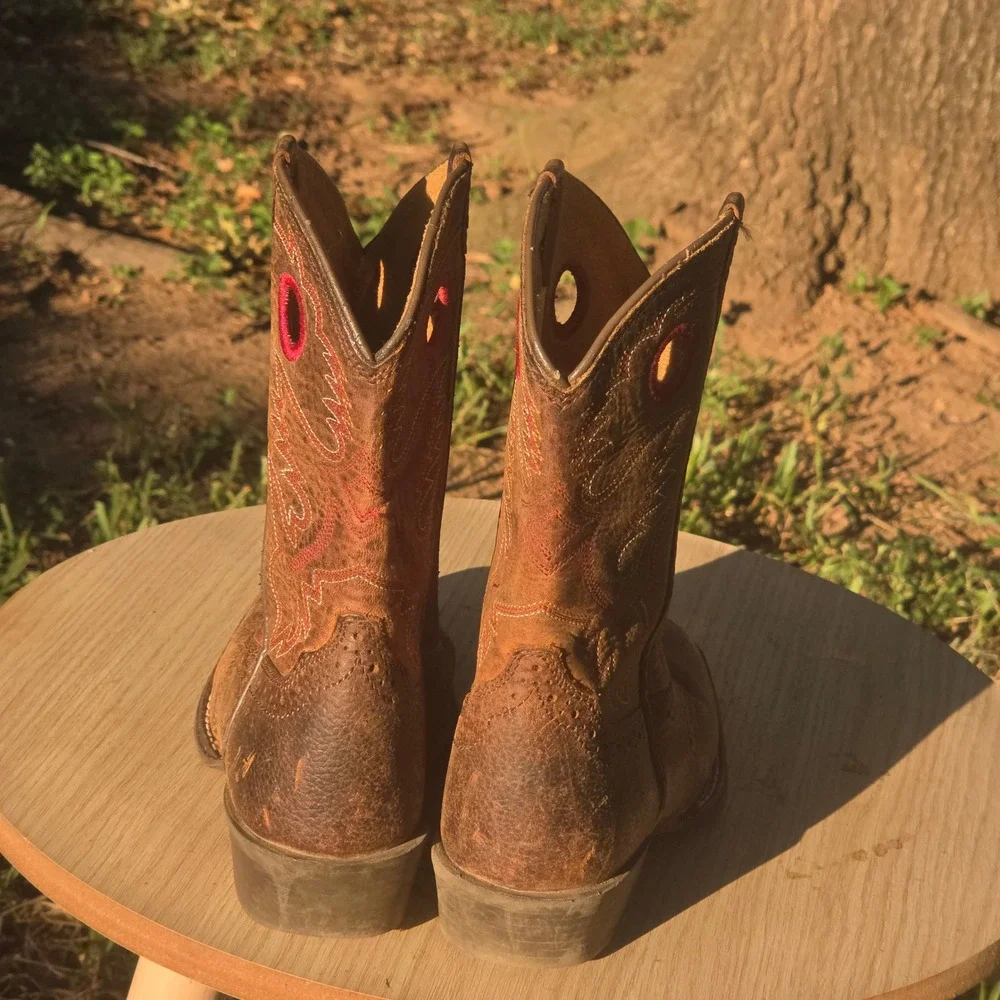 Ariat Fatbaby Heritage Brown Leather Western Boots Square Toe Red Stitching